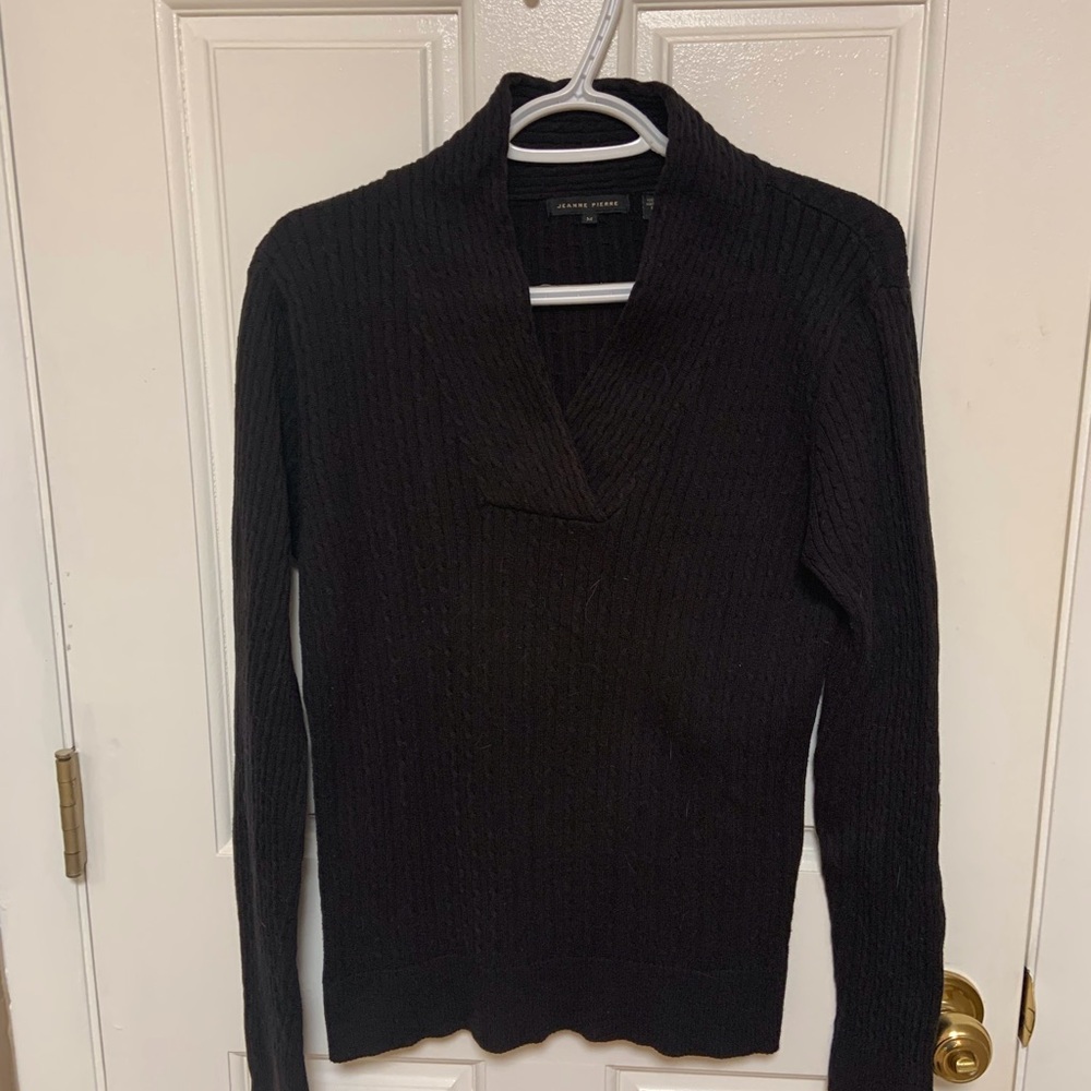 Jeanne Pierre V Neck Sweater Black